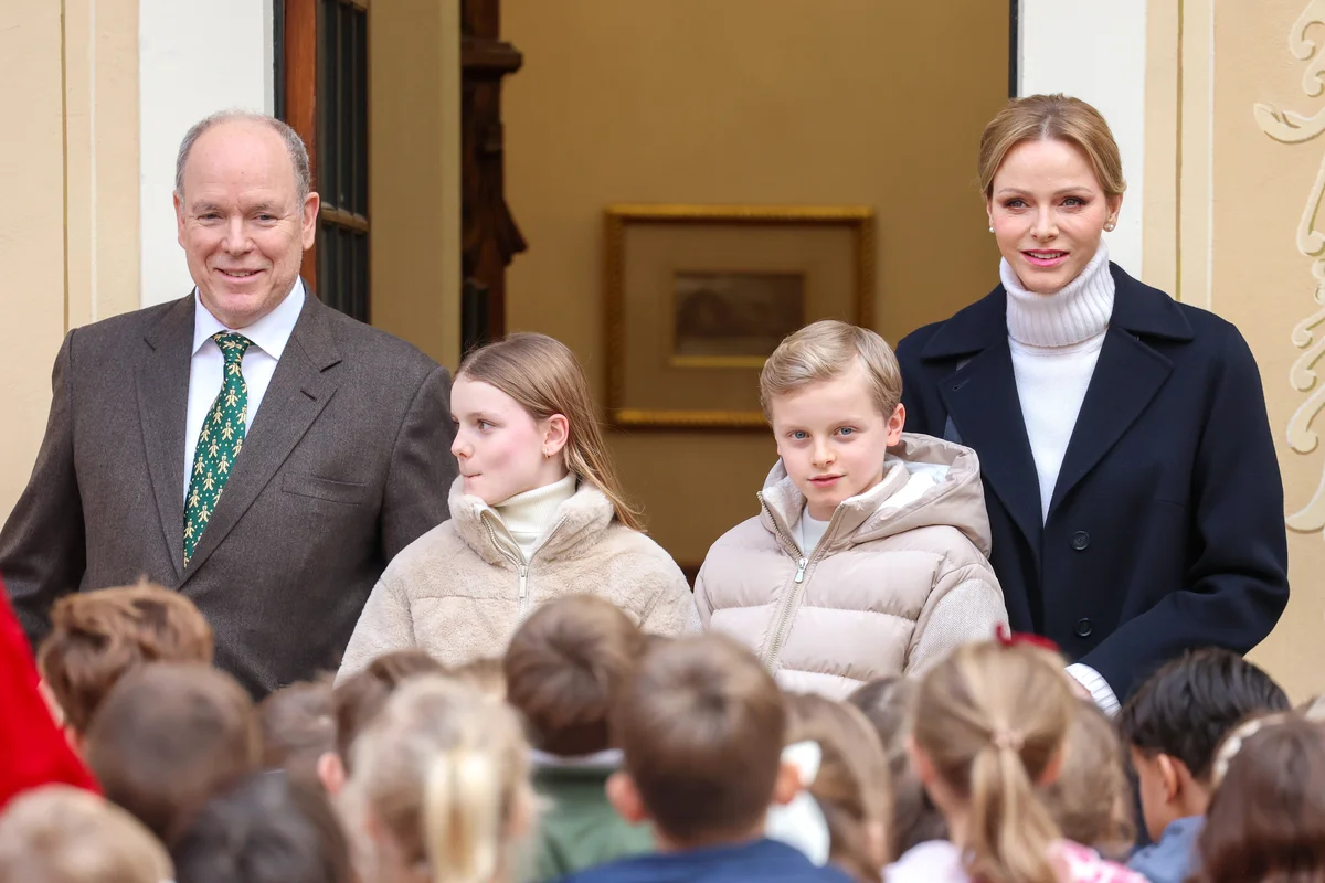 アルベール大公、ガブリエラ公女、ジャック公世子、シャルレーヌ公妃