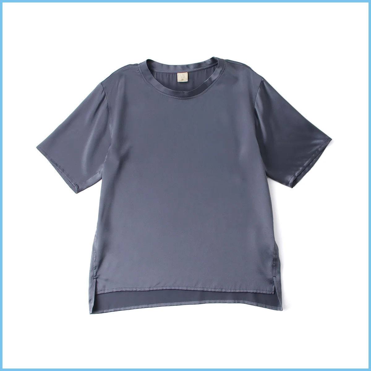 フートウキョウ オールシルクのTシャツ