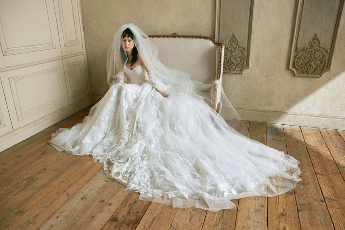 NYブライダルコレクションのドレスが集結の画像_8