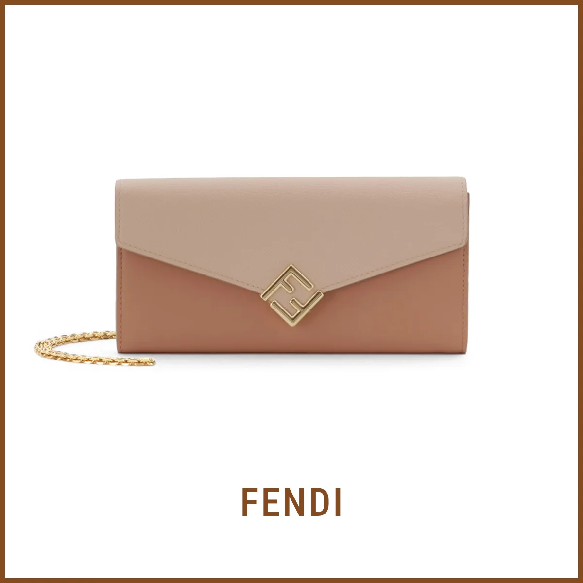 フェンディ　FENDI　財布〈H9×W19×D1cm〉¥124,300〈チェーン付き〉