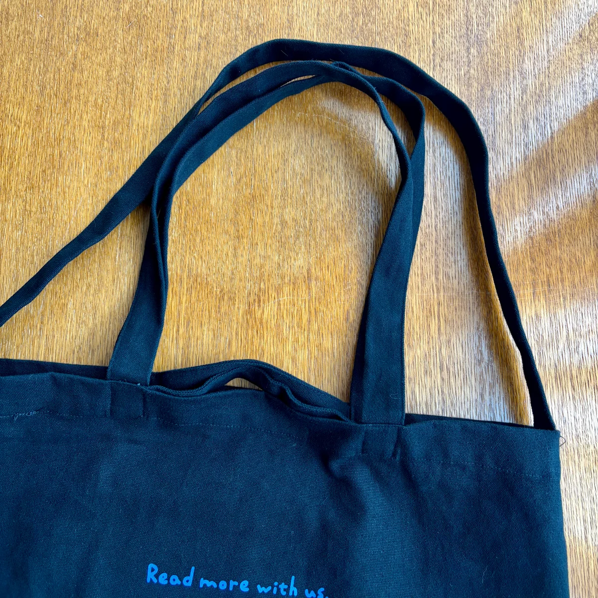 猫トートのストラップの画像