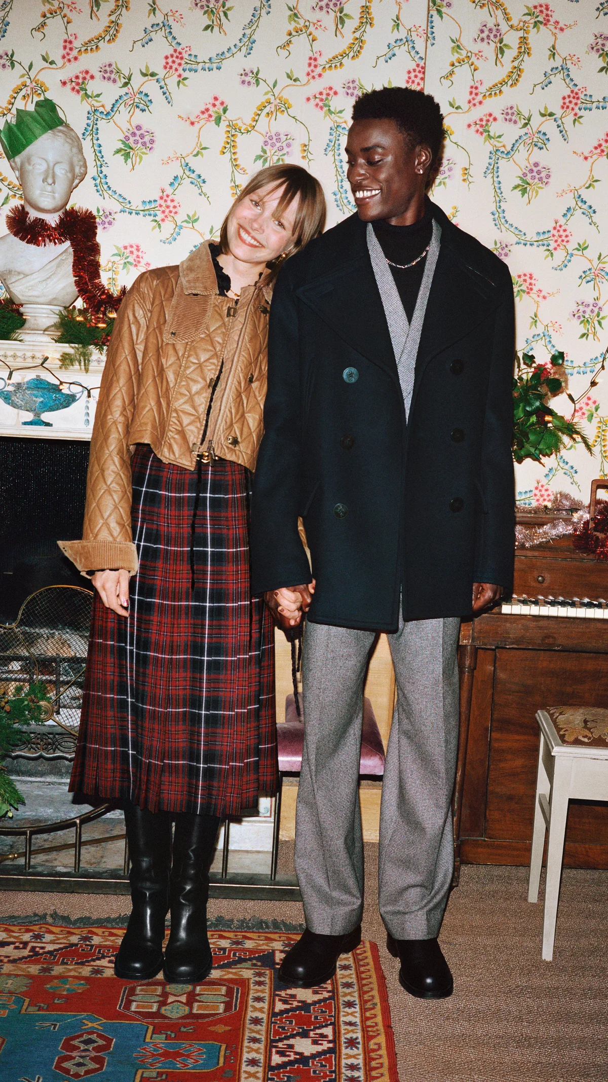 バーバリー 2025年ホリデーキャンペーン「ʼTwas The Knight Before…」