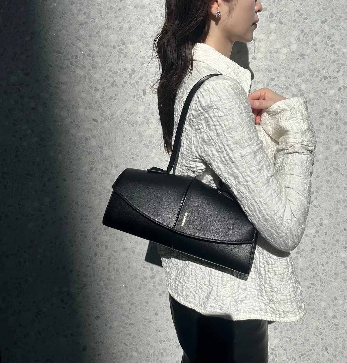 ジル サンダーのLinea ショルダーの着用画像