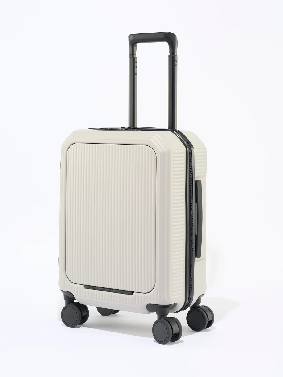 【モノリス】の「SUITCASE PRO OCTA 30」は多機能なスーツケース