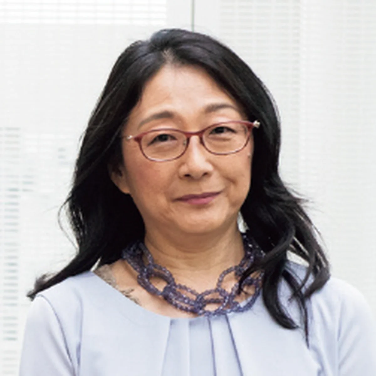 鴻巣友季子プロフィール画像