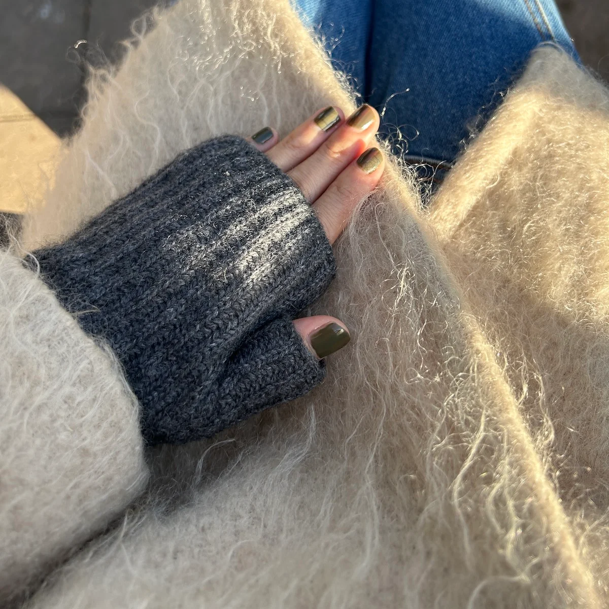 ジョンストンズ オブ エルガン　フィンガーレスグローブ　着用画像