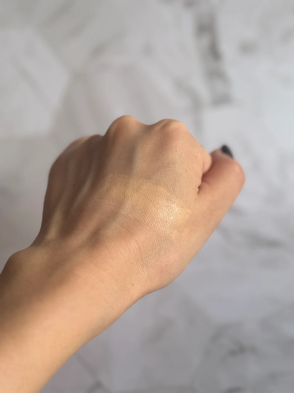 エスティ ローダー ダブル ウェア イン プレイス メークアップ Nのスウォッチ