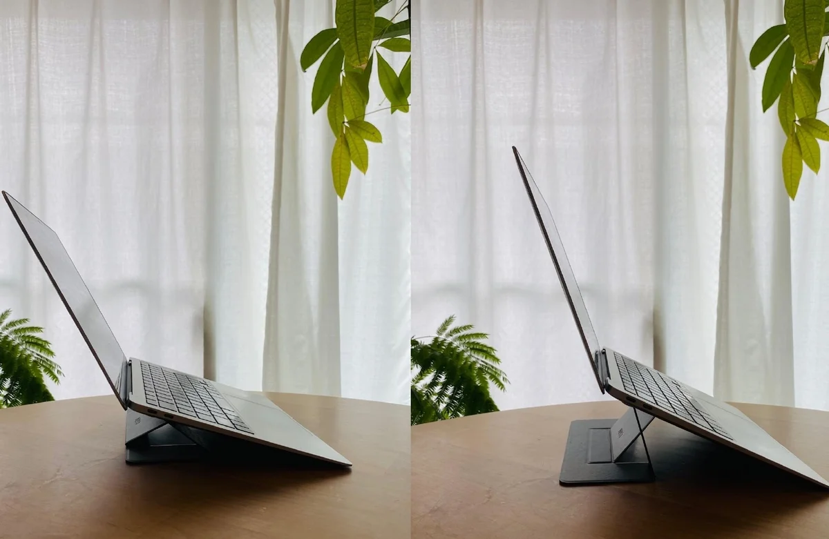 MOFTの超薄型ノートパソコンスタンドを、山折り（高さ約5cm）、谷折り（高さ約8cm）にした様子を並べた写真