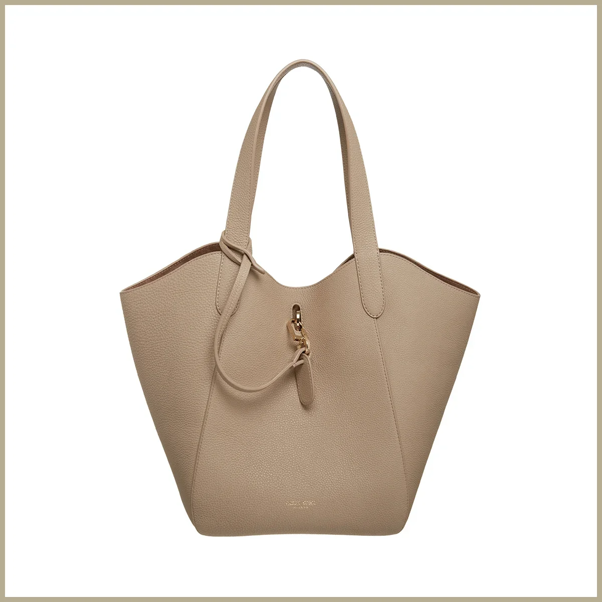 ジョルジオ アルマーニ「ペブルドレザーバッグ」の画像