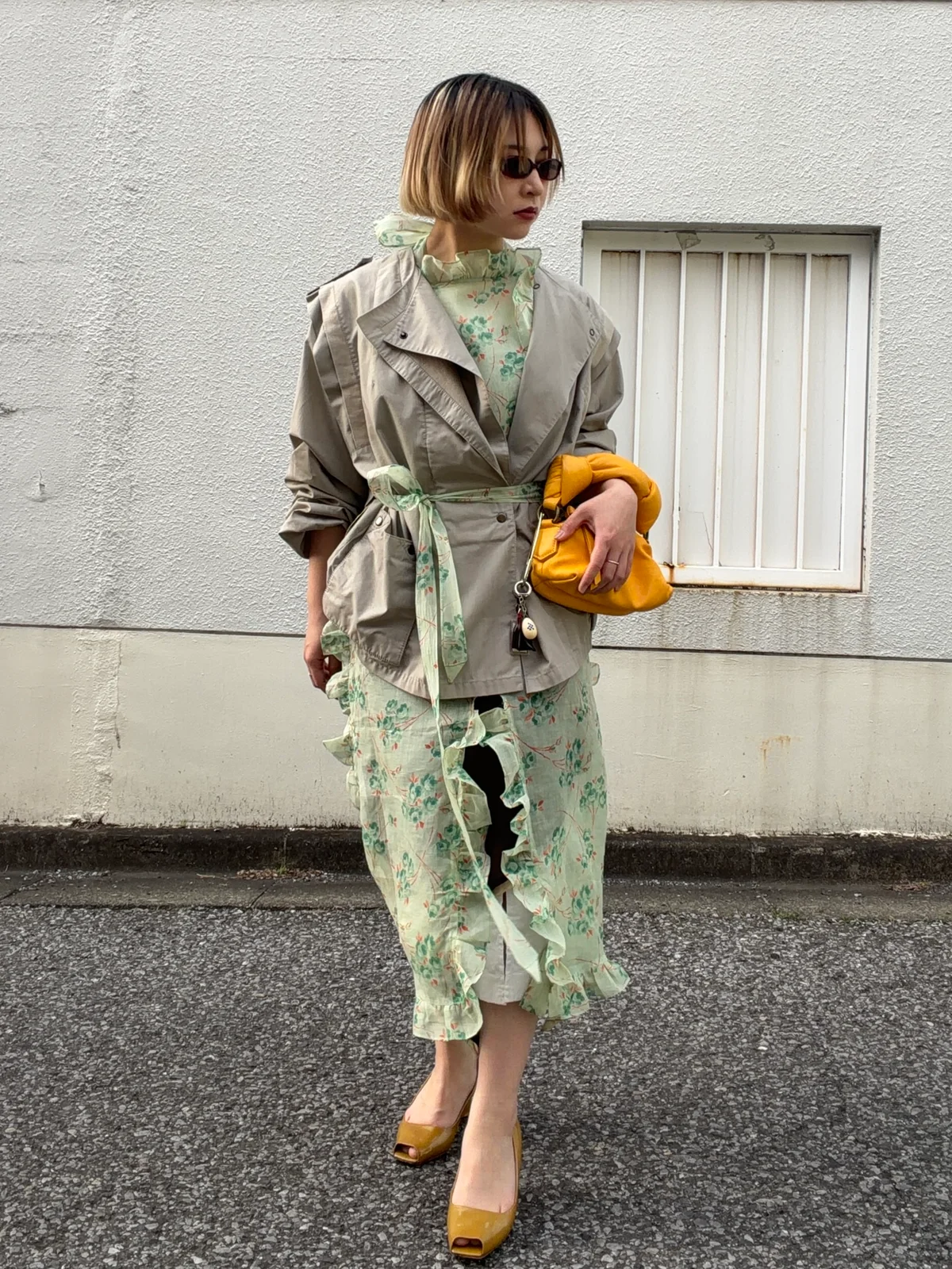 スタイリスト加藤瑠美偉さんのコーディネート全身