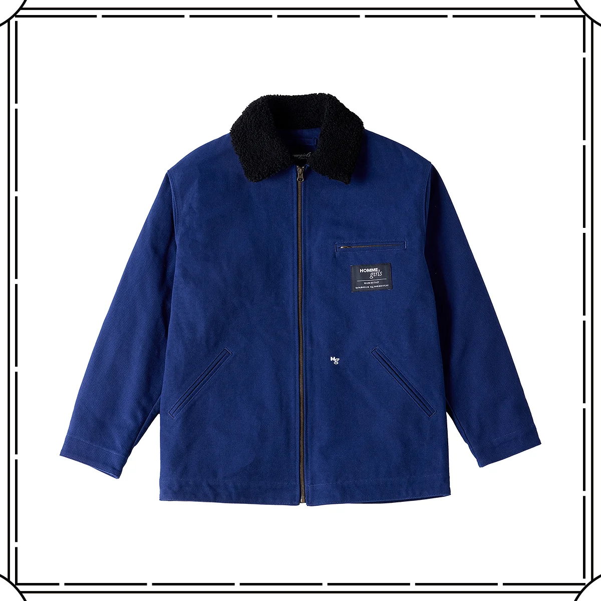 ピアス￥33,615、ピアス￥20,115／リディア(サンディ・リアン) 