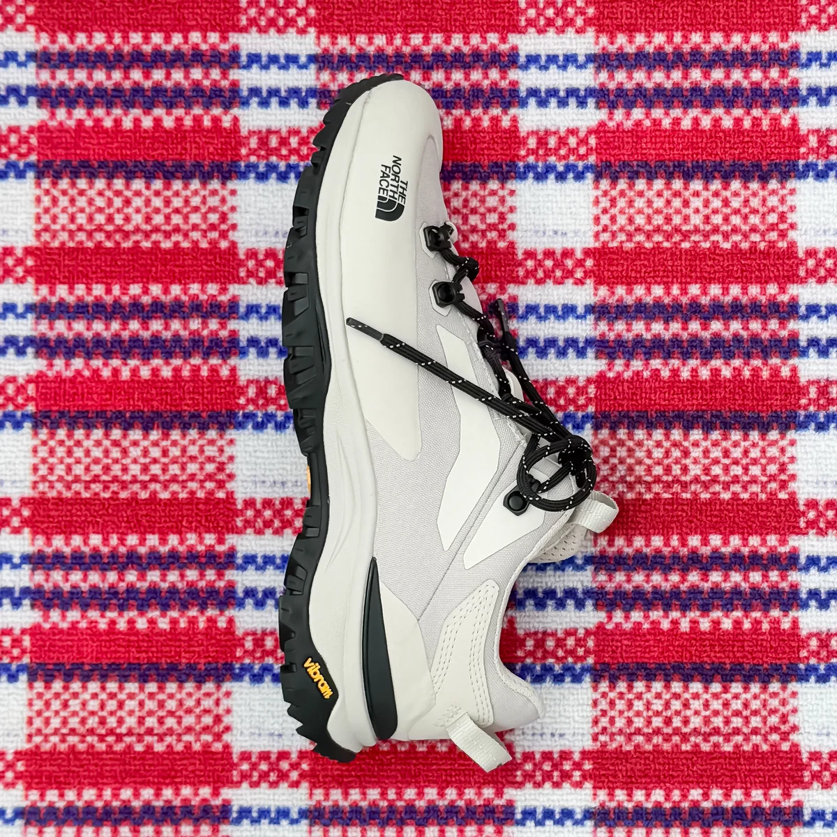 クレストン ハイク ウォータープルーフ ザ・ノース・フェイス サイド部分