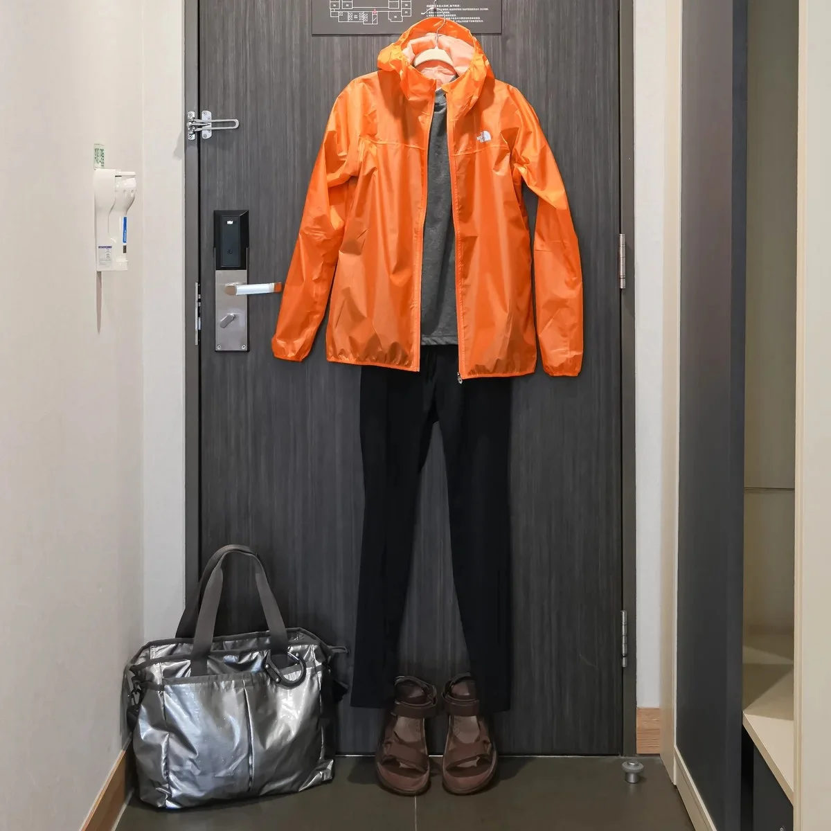 ザ・ノース・フェイスのストライクトレイルジャケット　ひとりっP　コーデ