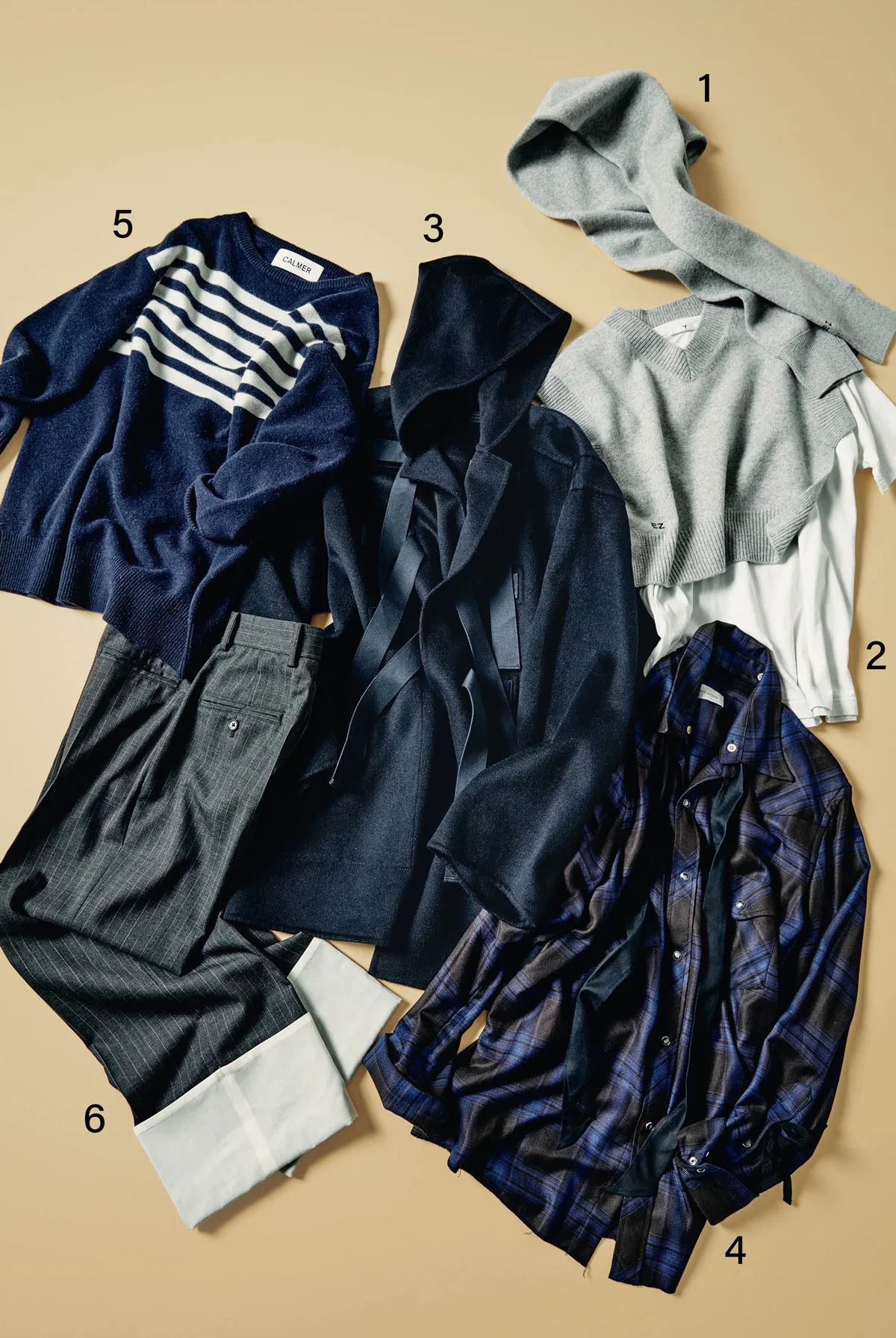 飯島朋子さんの「スタメンはネイビー＆ホワイト」