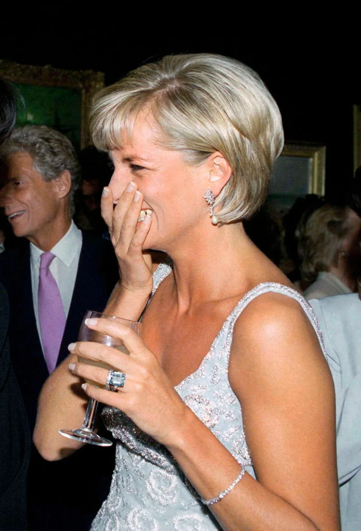 ダイアナ妃のアクアマリンのカクテルリング　ダイアナ妃　ダイアナ元妃　Princess Diana