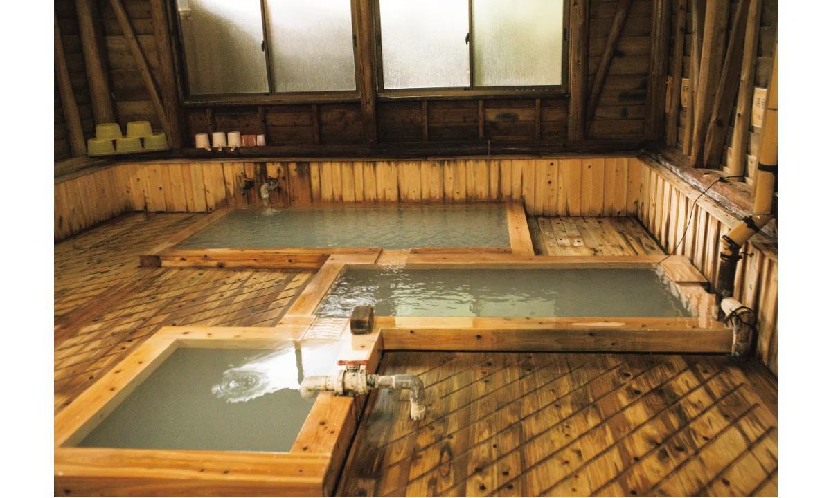 02　霧島湯之谷山荘／鹿児島県霧島市