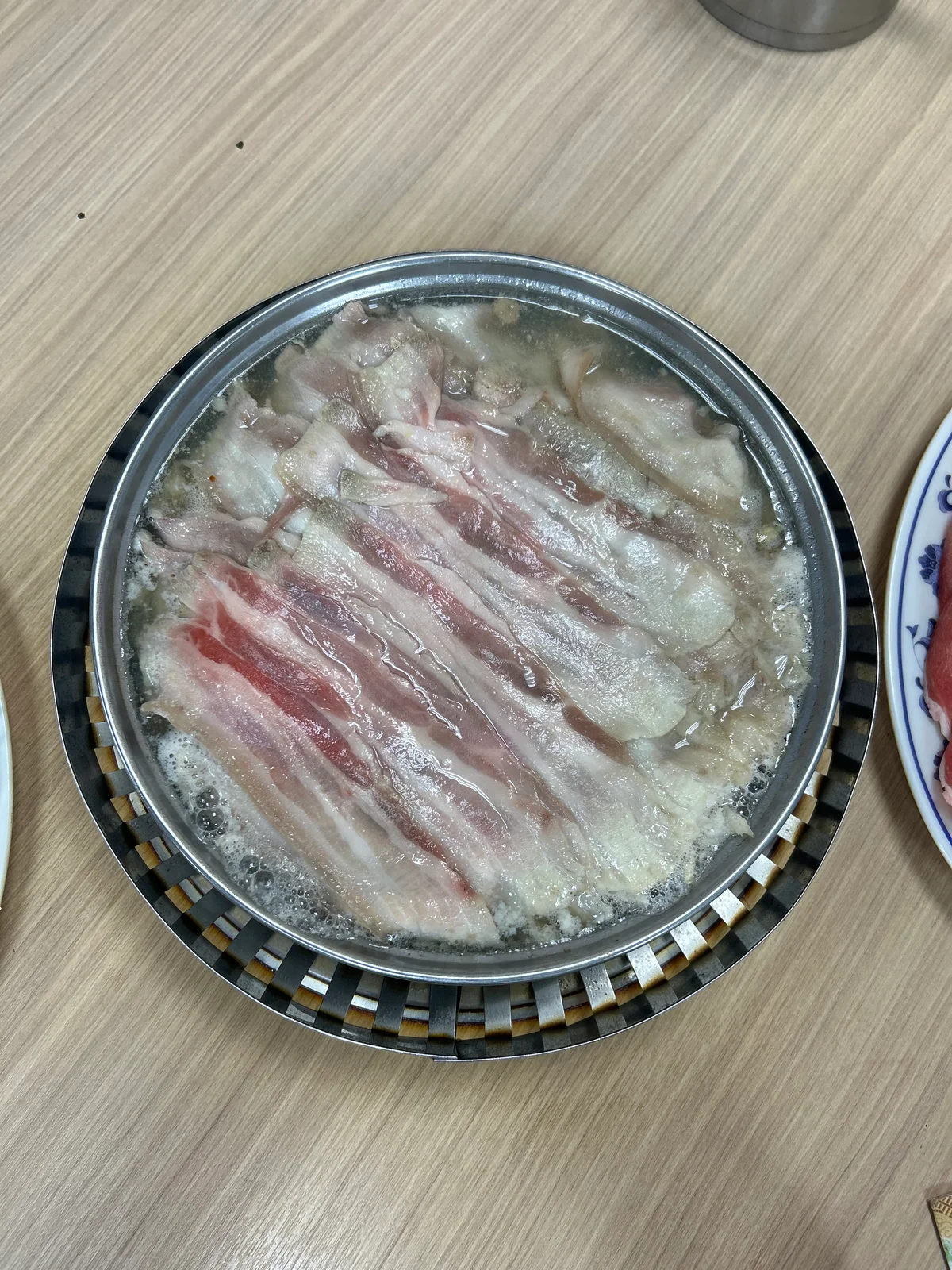 台湾旅行　台湾グルメ　台北　長白小館　火鍋