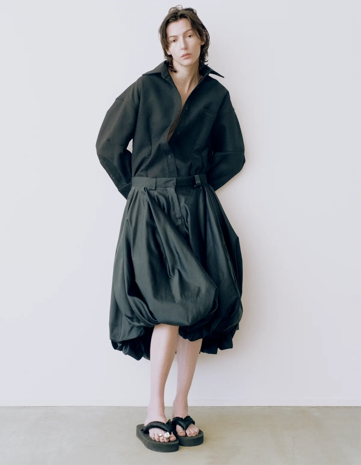 バレンシアガのサンダル