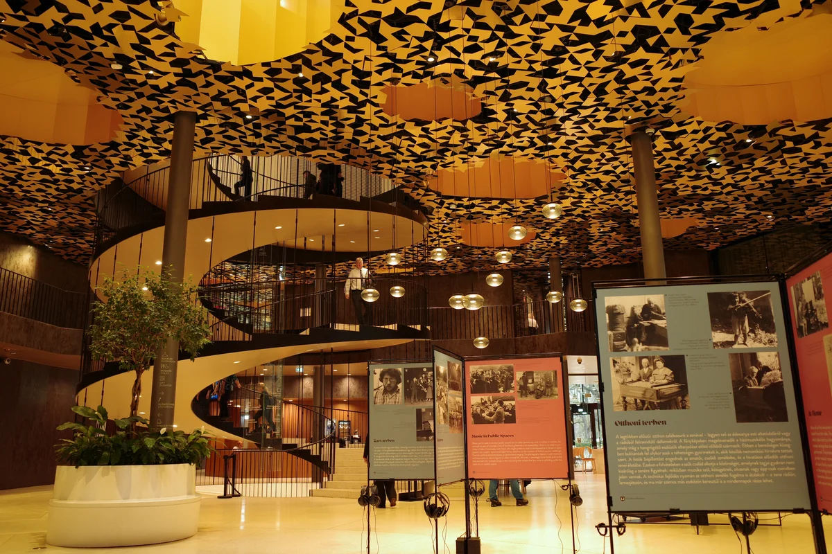 【ブダペスト開運旅】House of Music Hungary（ハンガリー 音楽の家）の建築