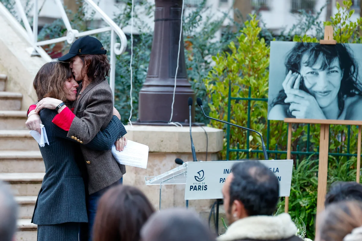 シャルロット・ゲンズブール、ルー・ドワイヨン