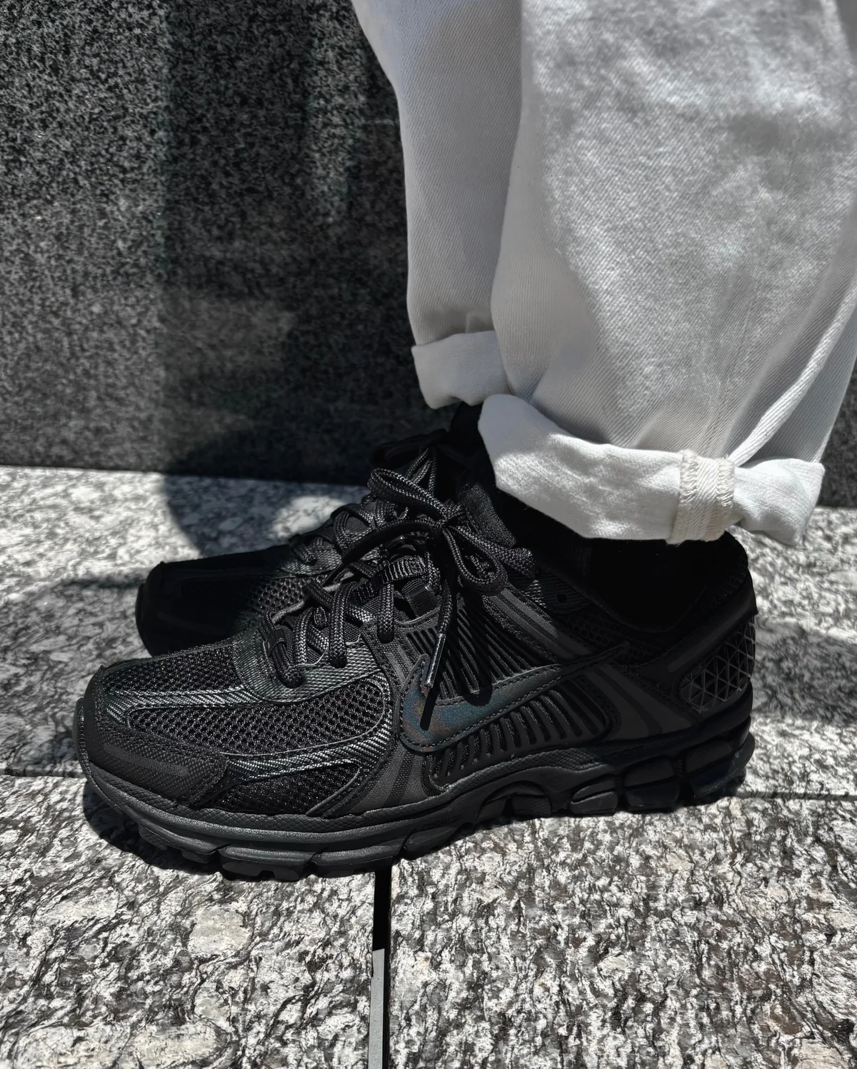 NIKE スニーカー ナイキ ズーム ボメロ 5　コーディネート　スタイリング