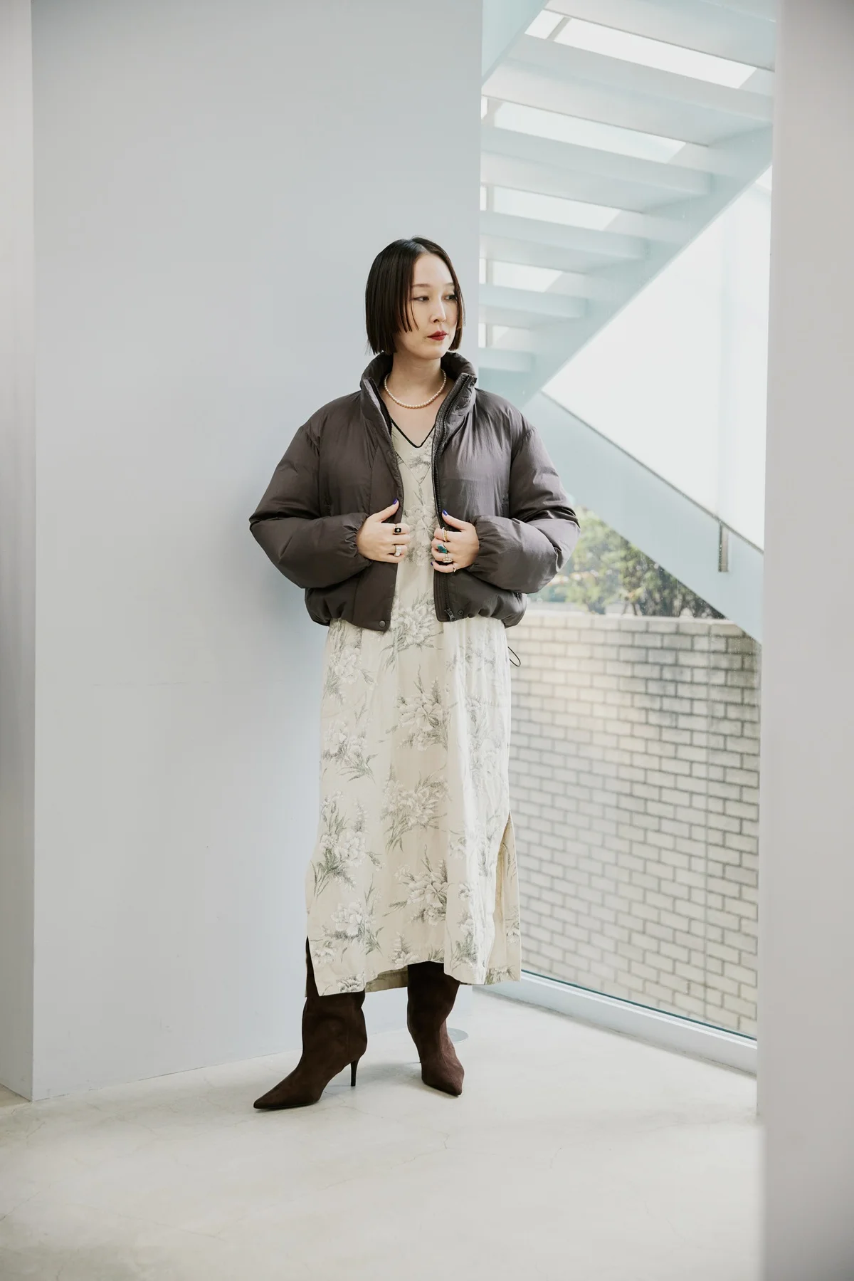 MUJI Laboダウンショートジャケット。スタイリストのコーディネート