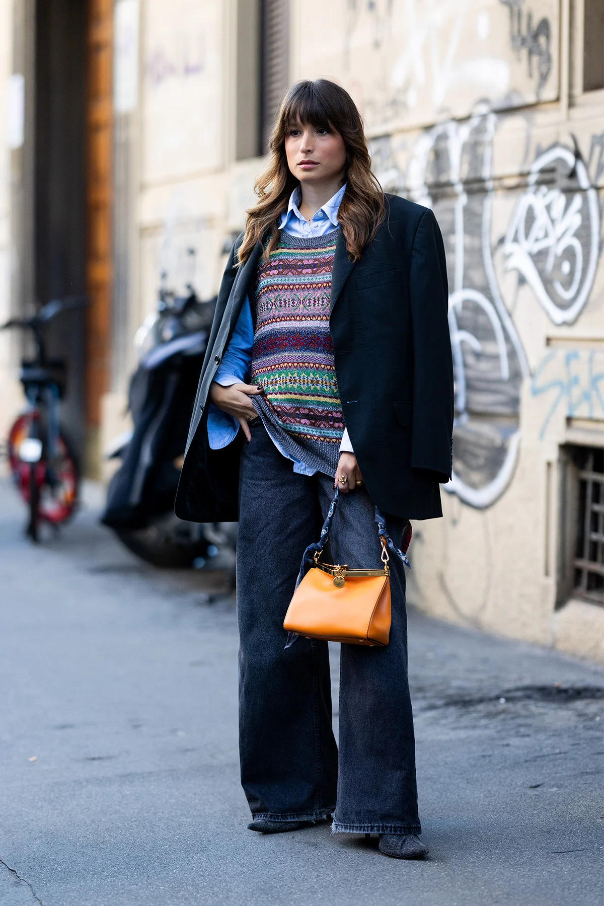 インディゴデニムを着用したスナップ