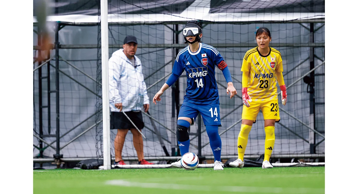SPUR11月号　若杉 遥　ブラインドサッカー®