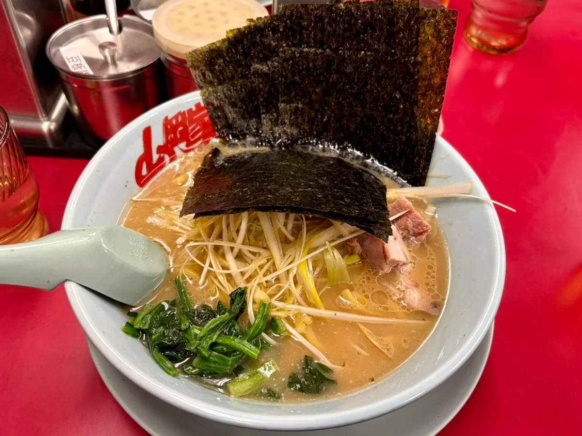 山岡家の醤油ネギラーメンの画像