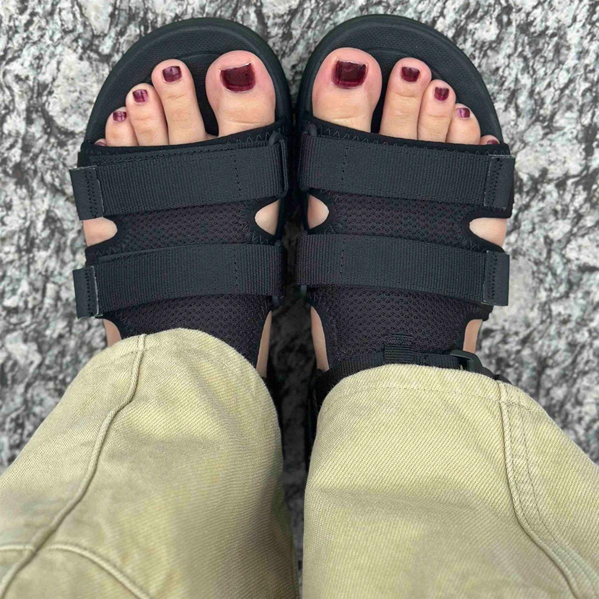 teva テバ　レディース ハリケーン アンプソール ガイラ　サンダル　コーデ