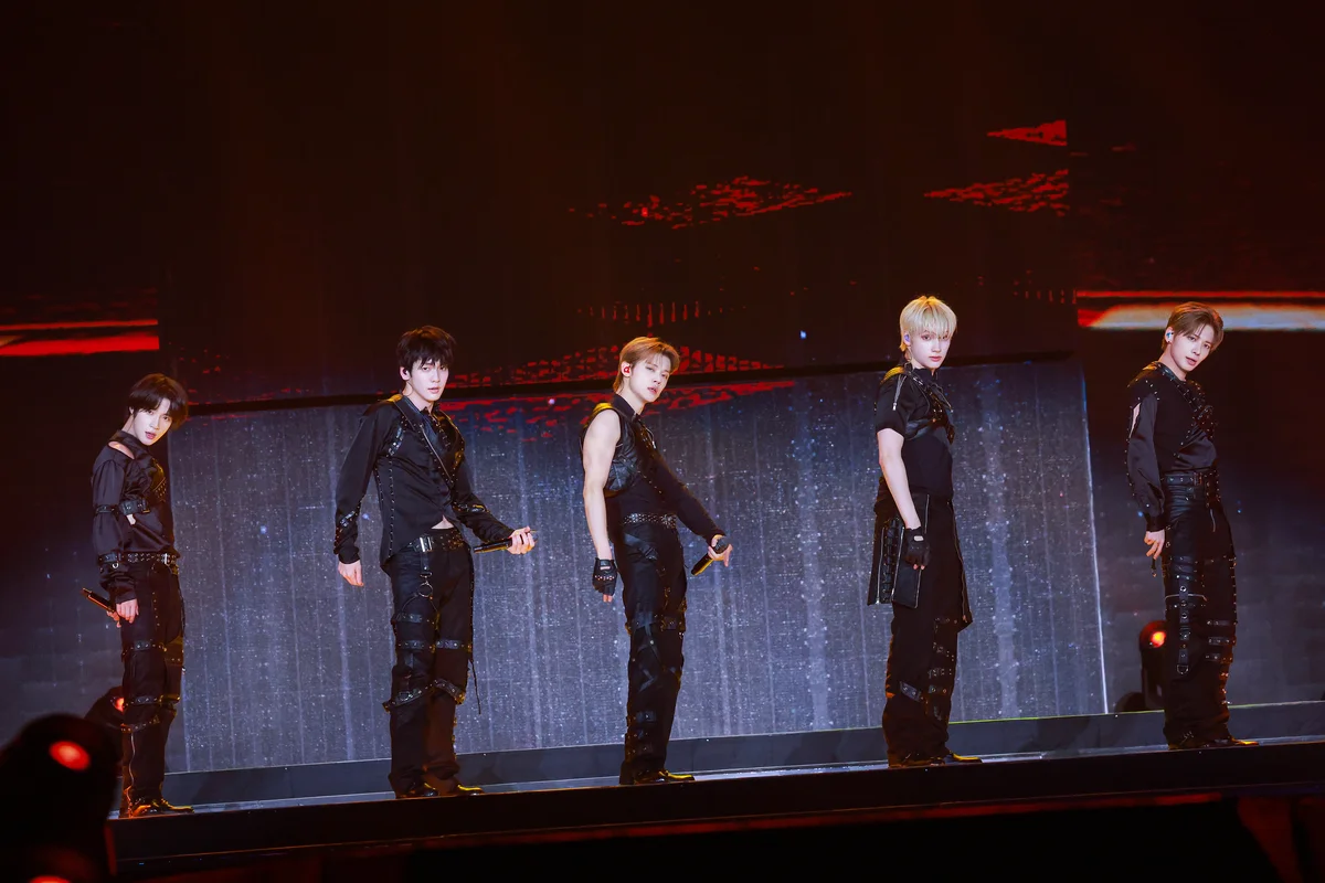 【TOMORROW X TOGETHERの画像_3