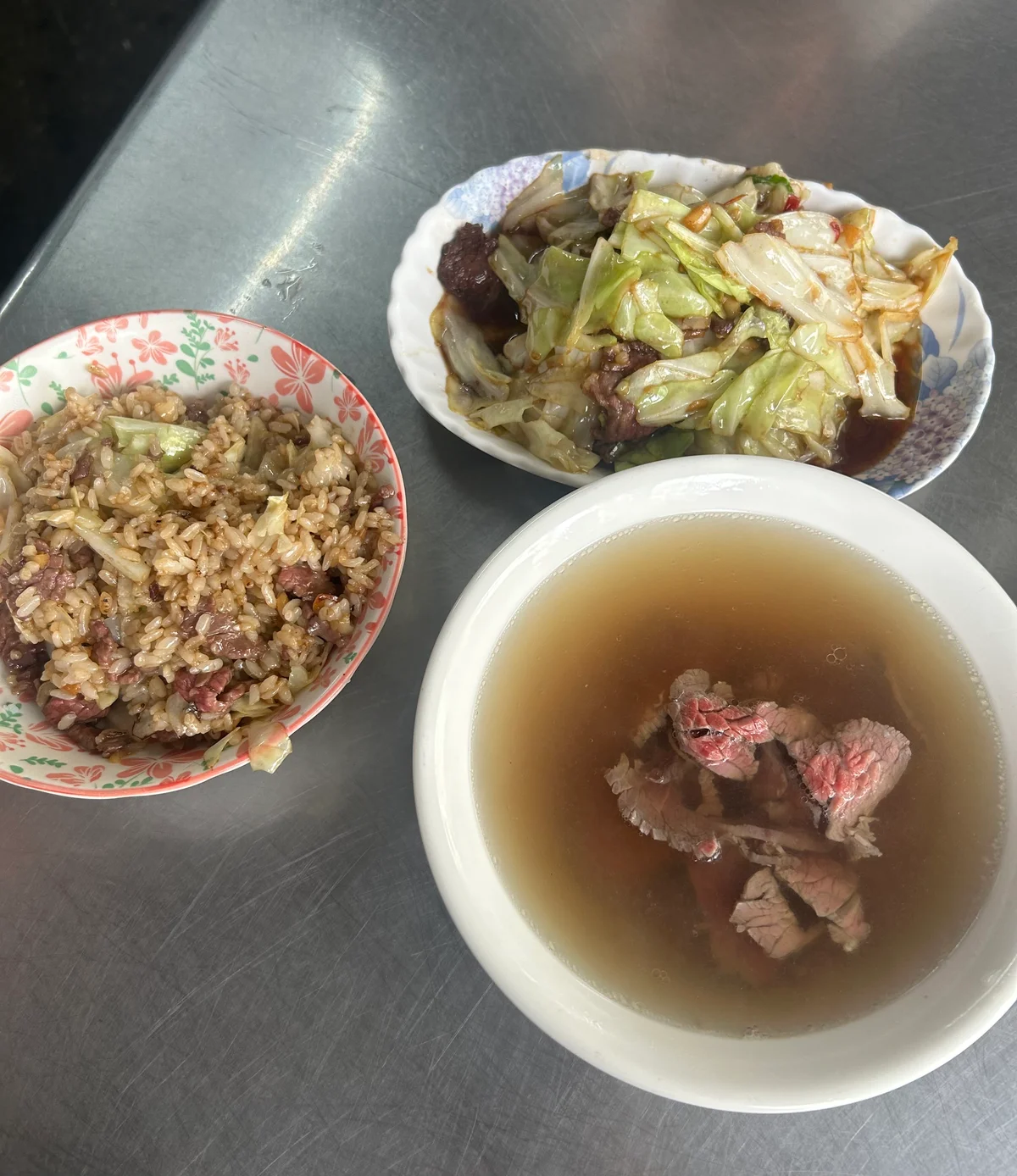 台湾旅行　台湾グルメ　台南　阿村牛肉湯　メニュー