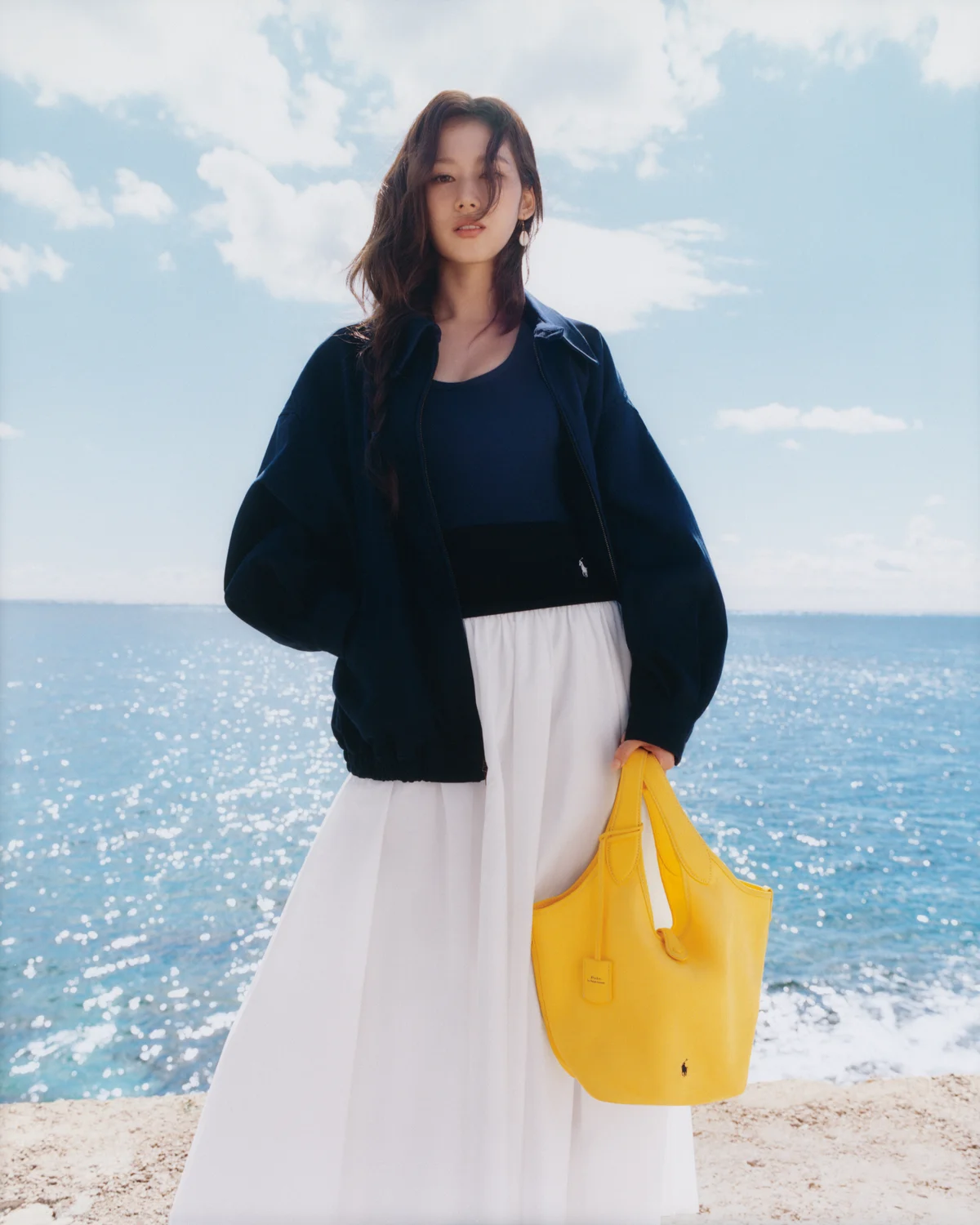 2026年春「ポロ プレイ」バッグ キャンペーンビジュアルのSANA