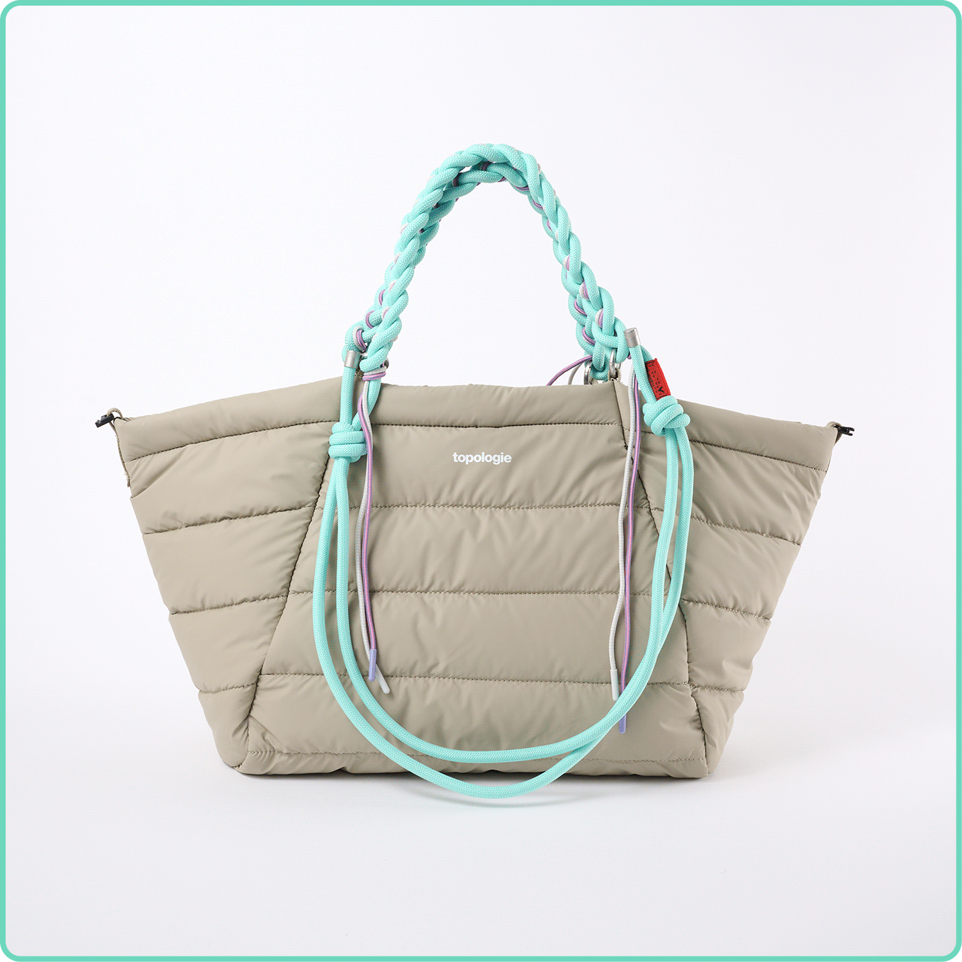 トポロジーのバッグ「Marche Tote Medium」