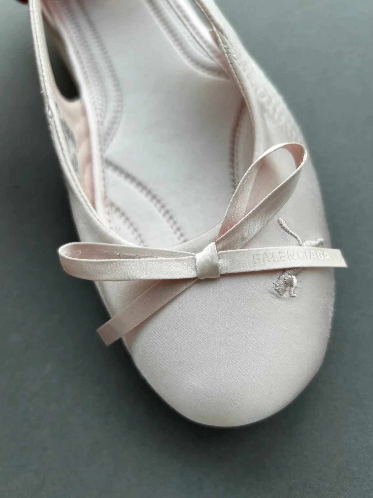 ウィメンズ スピードキャット バレエ サテン Balenciaga
