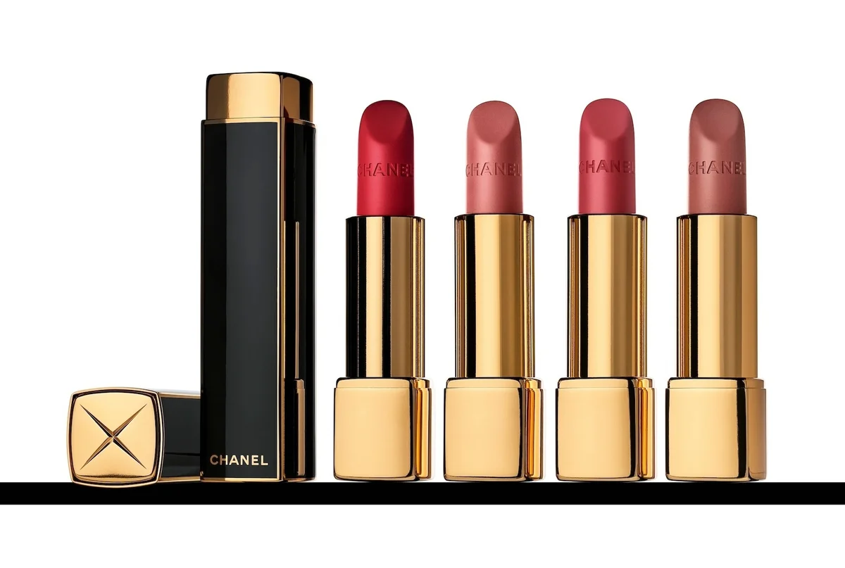 シャネル ルージュ アリュール ヴェルヴェット ランデヴー