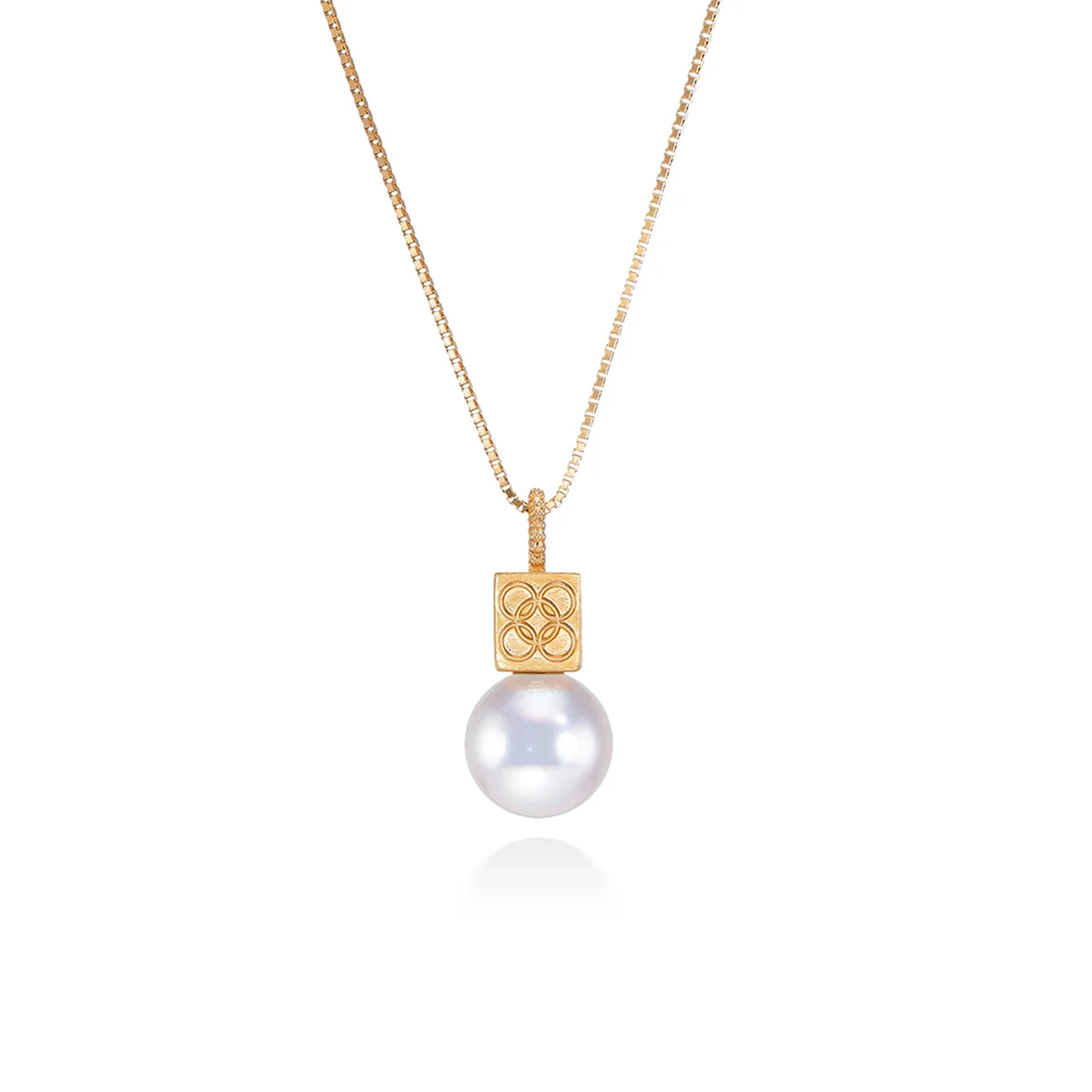 「オーヴ デコー」ネックレス〈K18YG、あこや真珠〉¥470,800