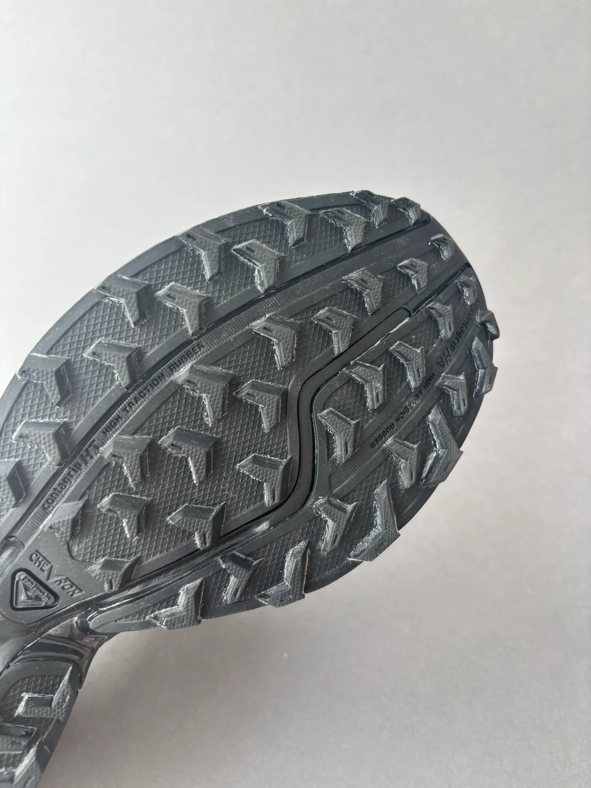 サロモンのXT-WHISPERのアウトソール