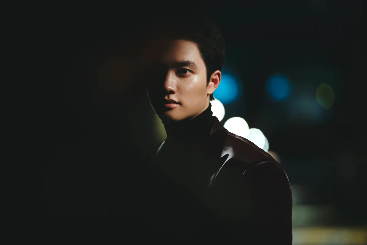 2025年新作韓国ドラマ　おすすめ　チ・チャンウクとEXO ド・ギョンスの『捏造された都市』の場面写真