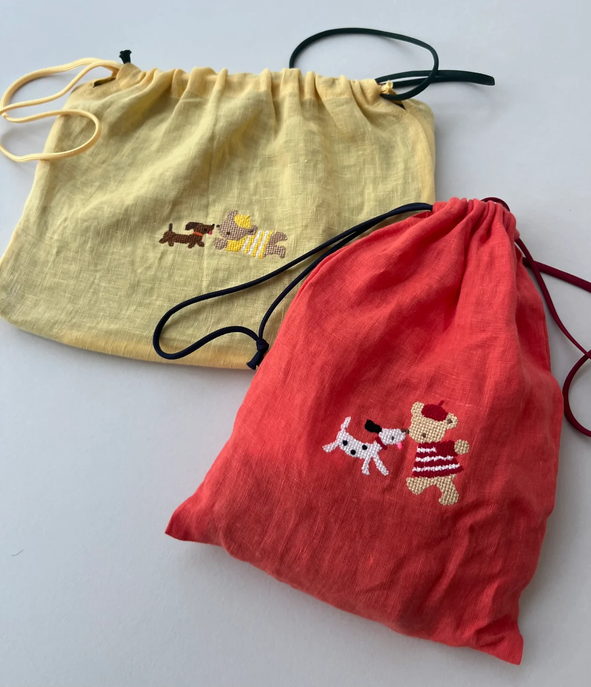ファミリア・巾着（familiar）　小物入れ　イエロー　オレンジ