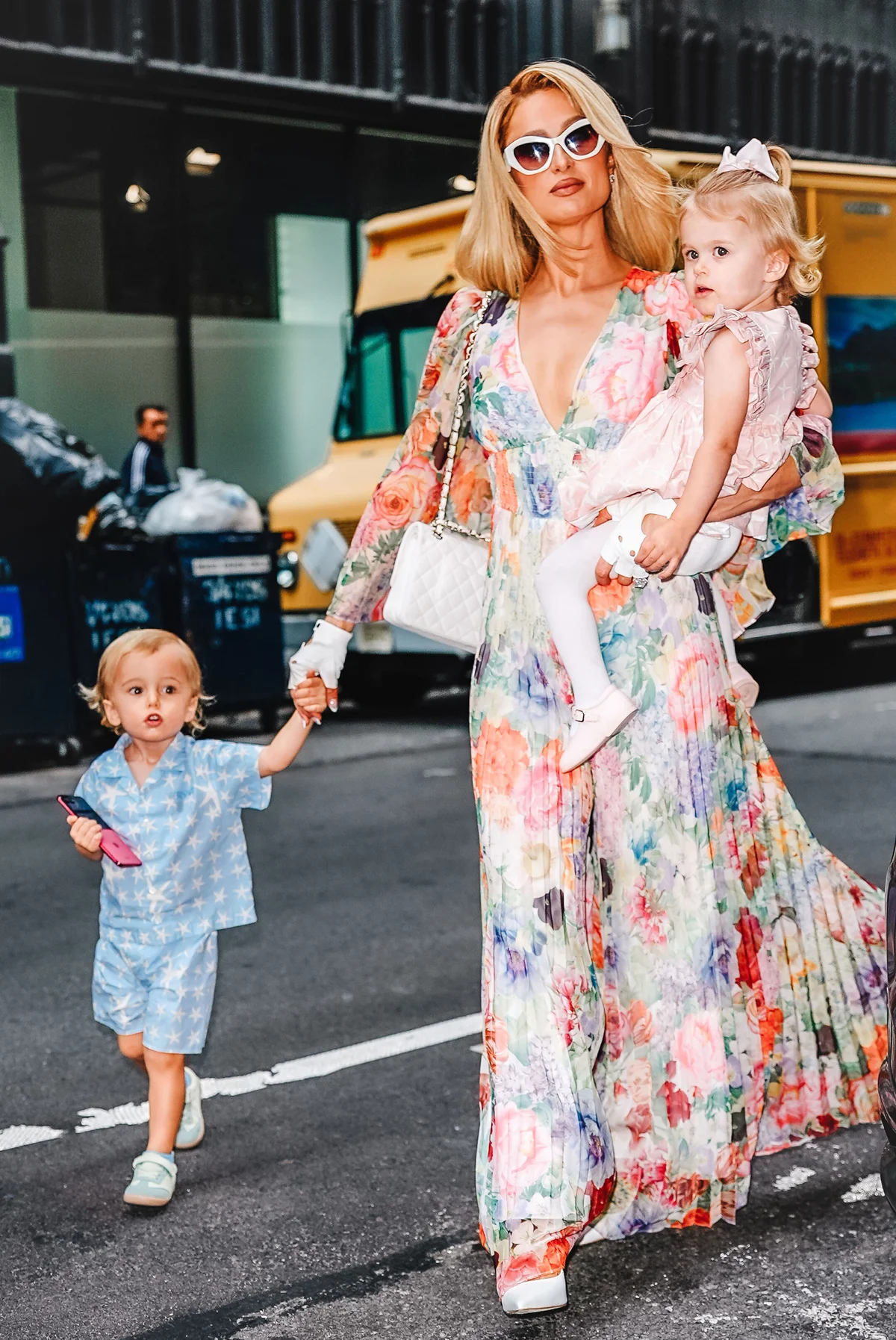 パリス・ヒルトン　カーター・リウム　フェニックス　ロンドン