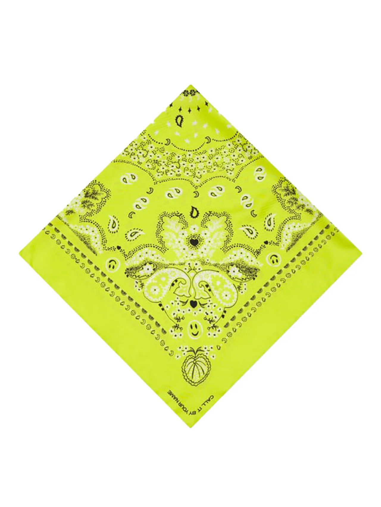 冬服のままでも春っぽく見える。こなれた差し色にバンダナスカーフ vol.1330