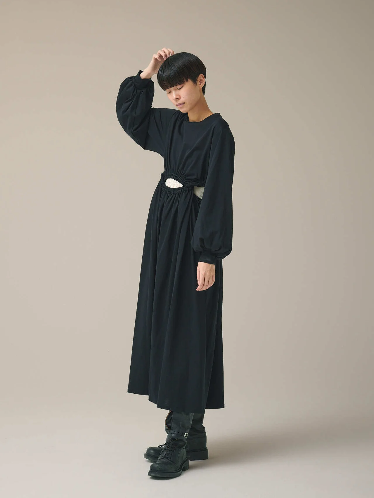 ブラックワンピースの理想形！ 【サトル ササキ】のSPURSHOP別注が頼もしすぎる #SPURSHOP