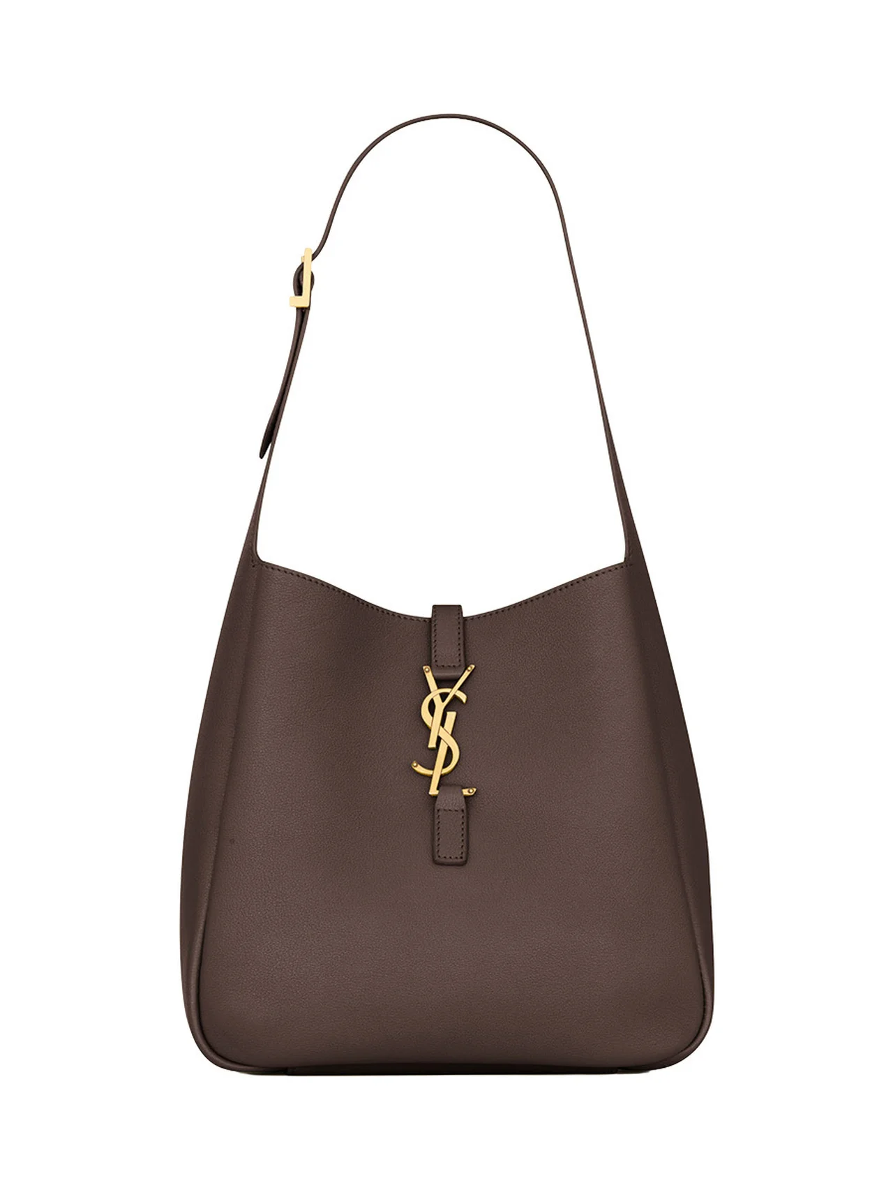 かっちりしすぎず上品だから、飽きずに長く使える。ドリンクボトルも長財布も入る【サンローラン】の「ル・サンカセット」バッグを毎日の相棒に vol.1260