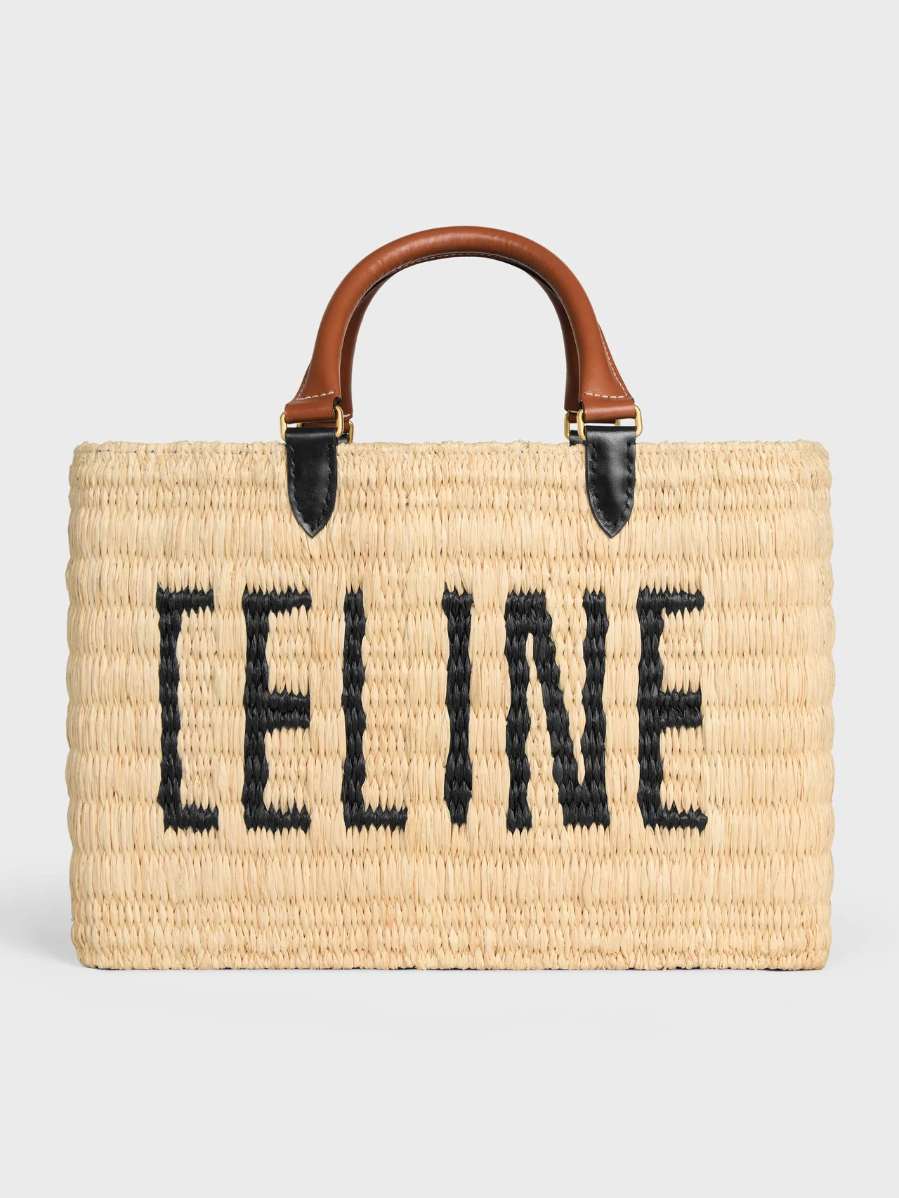 【セリーヌ】かごバッグなど夏を彩るアイテムが揃うポップアップを阪急うめだ本店で開催。先行発売アイテムも登場！