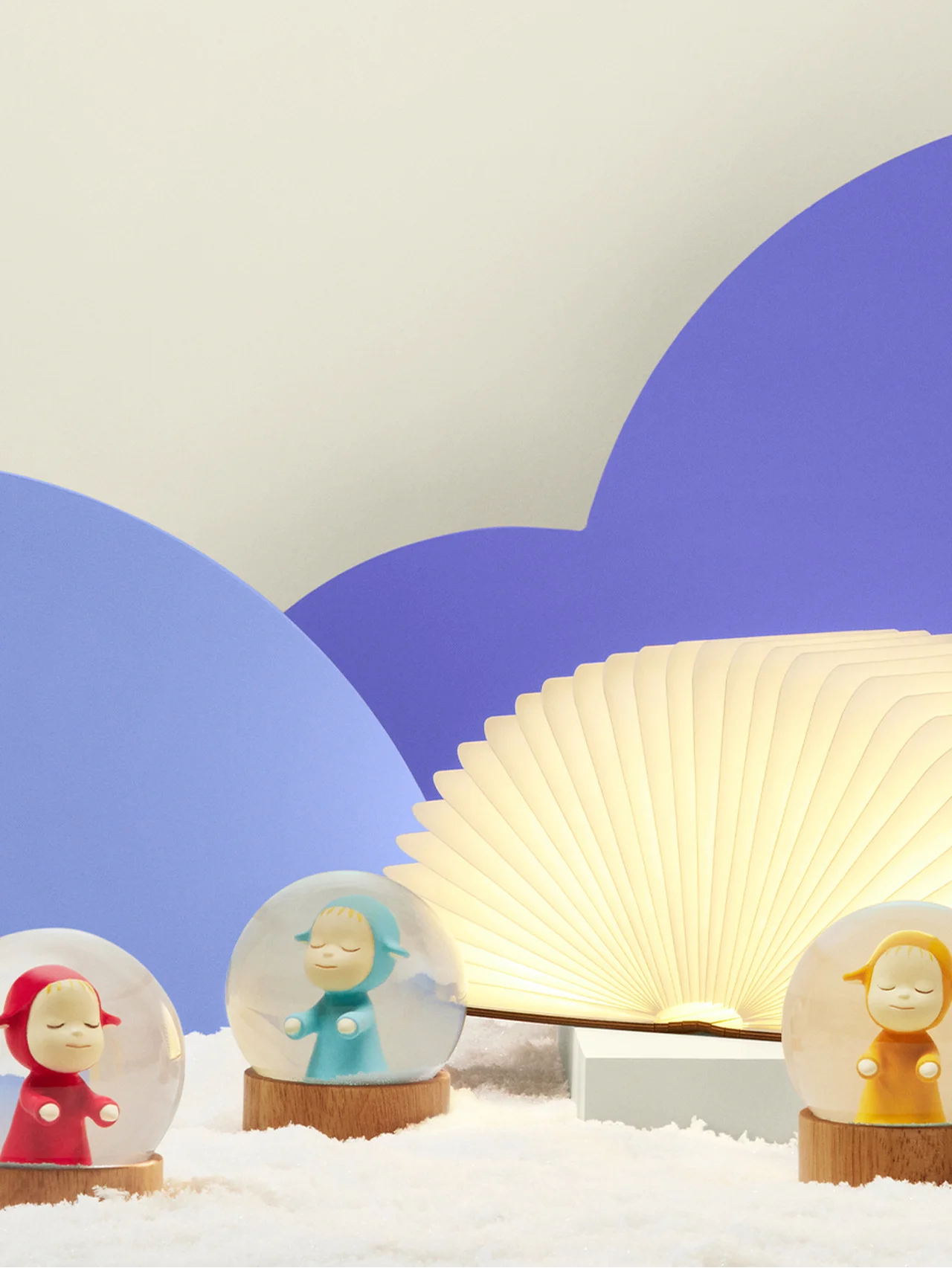 コレクター必見！【MoMA Design Store】から、奈良美智の「スノードーム Little Wanderer」が限定発売。