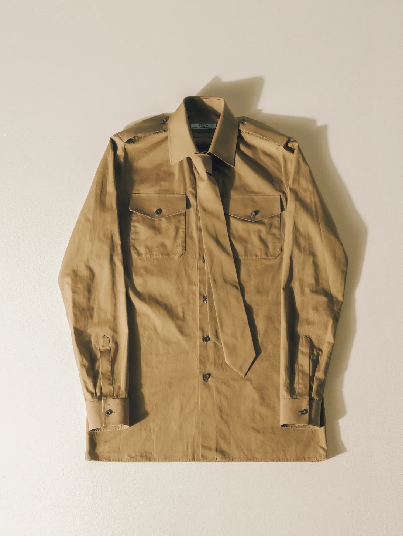 【好きより＂正解＂で選ぶ、シャツ／デニム／ニット】ベーシック服に欲しいのは確かな視点 