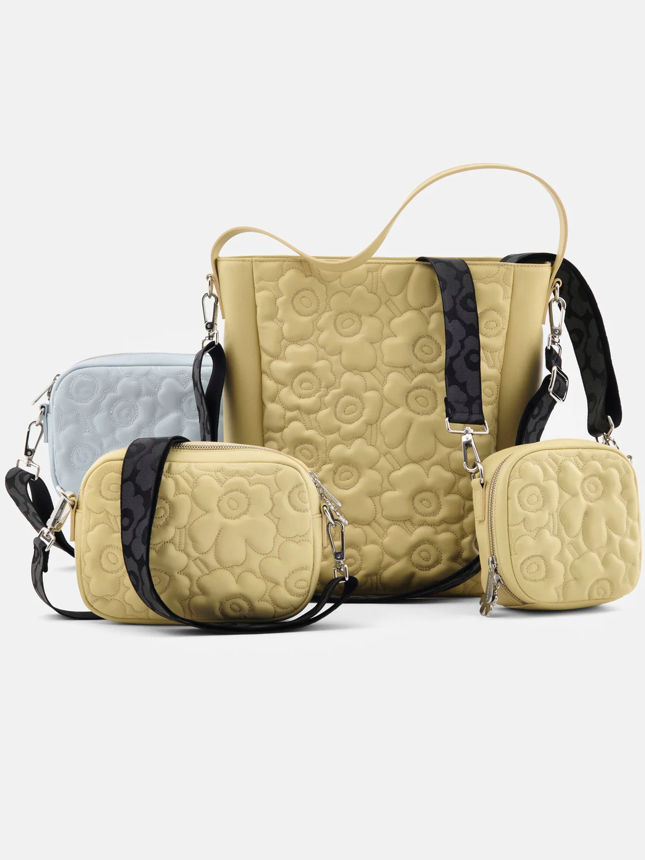 【マリメッコ】の人気レザーバッグシリーズ「グラサ」と「カルラ」より、新色アイテムが登場！