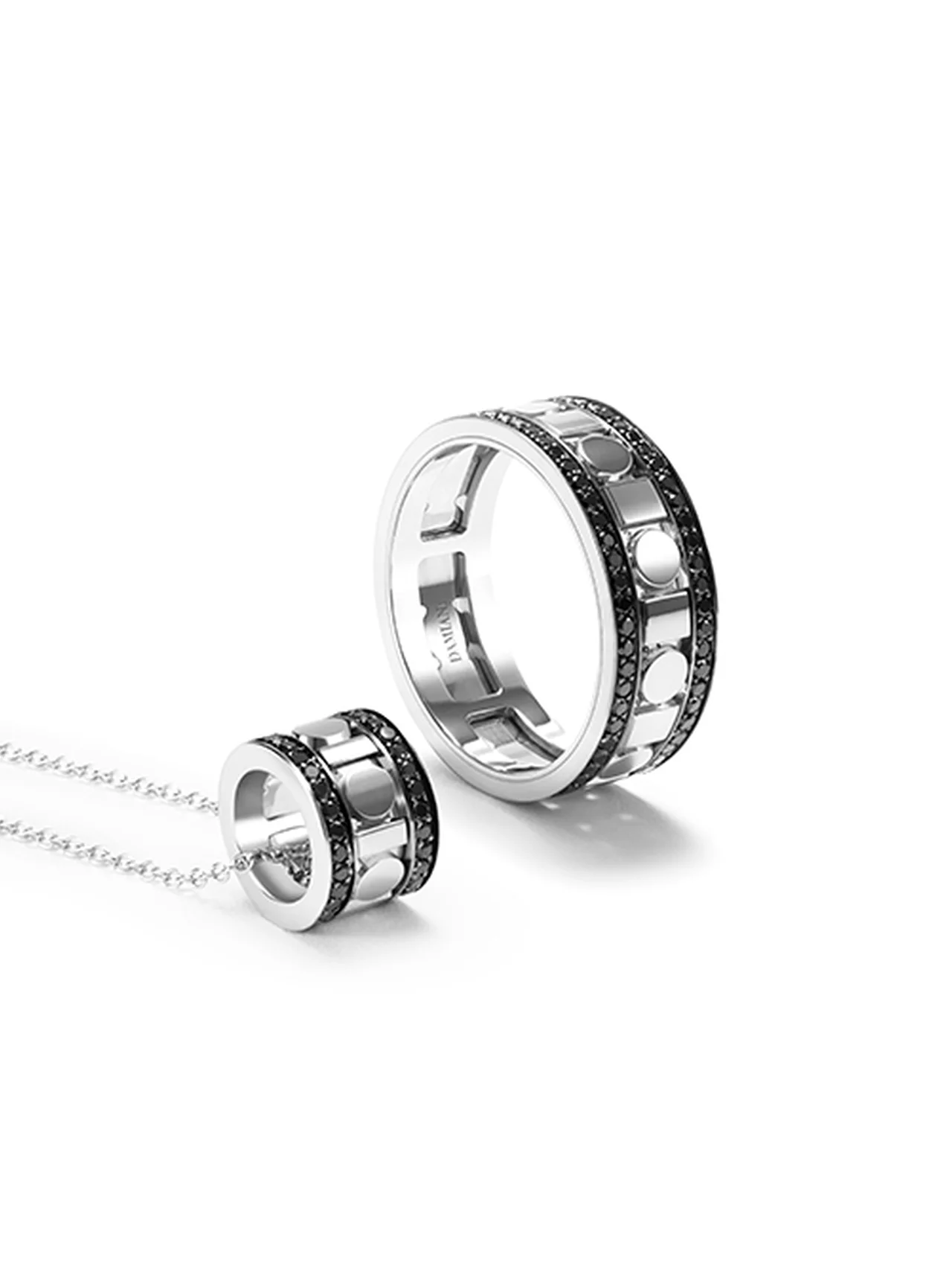 【ダミアーニ】「ベル エポック・リール」コレクションからブラックダイヤモンドの新作ジュエリーを発売