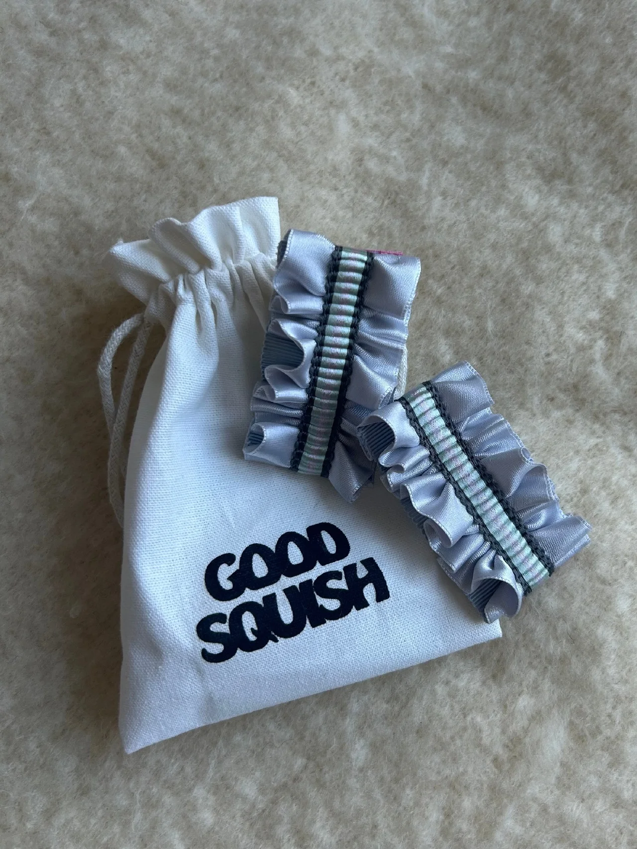 髪にひとさじのロマンティック。【GOOD SQUISH(グッドスクイッシュ)】のバレッタ